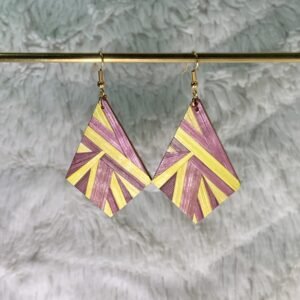 Boucles d'oreilles en marqueterie de paille jaune et mauve faites main