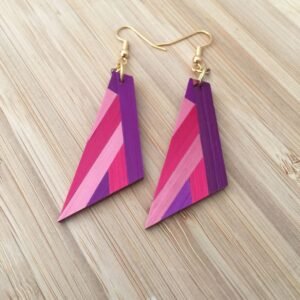 Boucles d'oreilles en marqueterie de paille rose, violette et mauve faites main