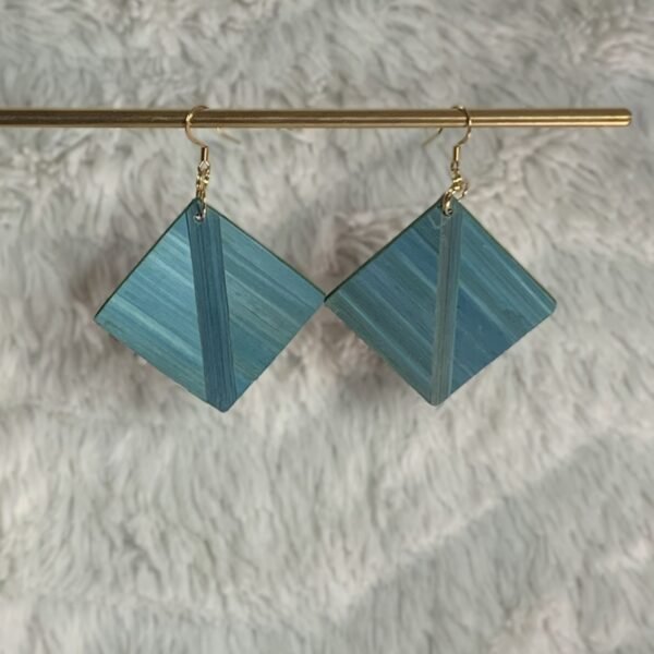 Boucles d'oreilles en marqueterie de paille orange et verte, faites main