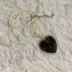 pendentif coeur or en résine ajustable