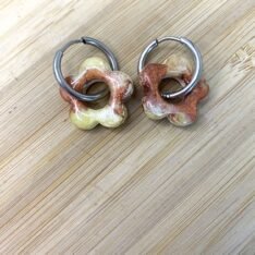 pampilles fleurs en résine minérale interchangeables et réversible- collection Minérale jaune et cuivre