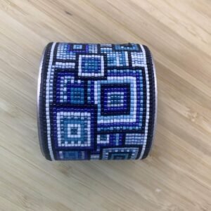 bracelet en perles miyuki bleues tissé à la main