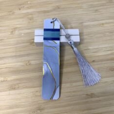 Marque-pages en marqueterie de paille et papier