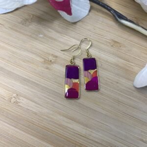 Boucles d’oreilles uniques en marqueterie de paille et résine. Montures en acier inoxydable doré (304). Artisanat français éco-responsable.jpg Boucles d’oreilles uniques en marqueterie de paille et résine. Montures en acier inoxydable doré (304). Artisanat français éco-responsable.jpg