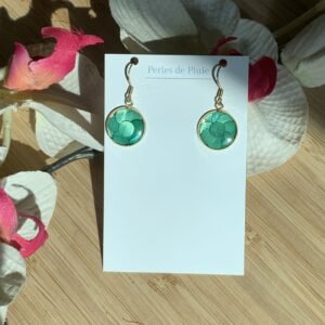 Boucles d'oreilles pendantes ronde en marqueterie de paille verte