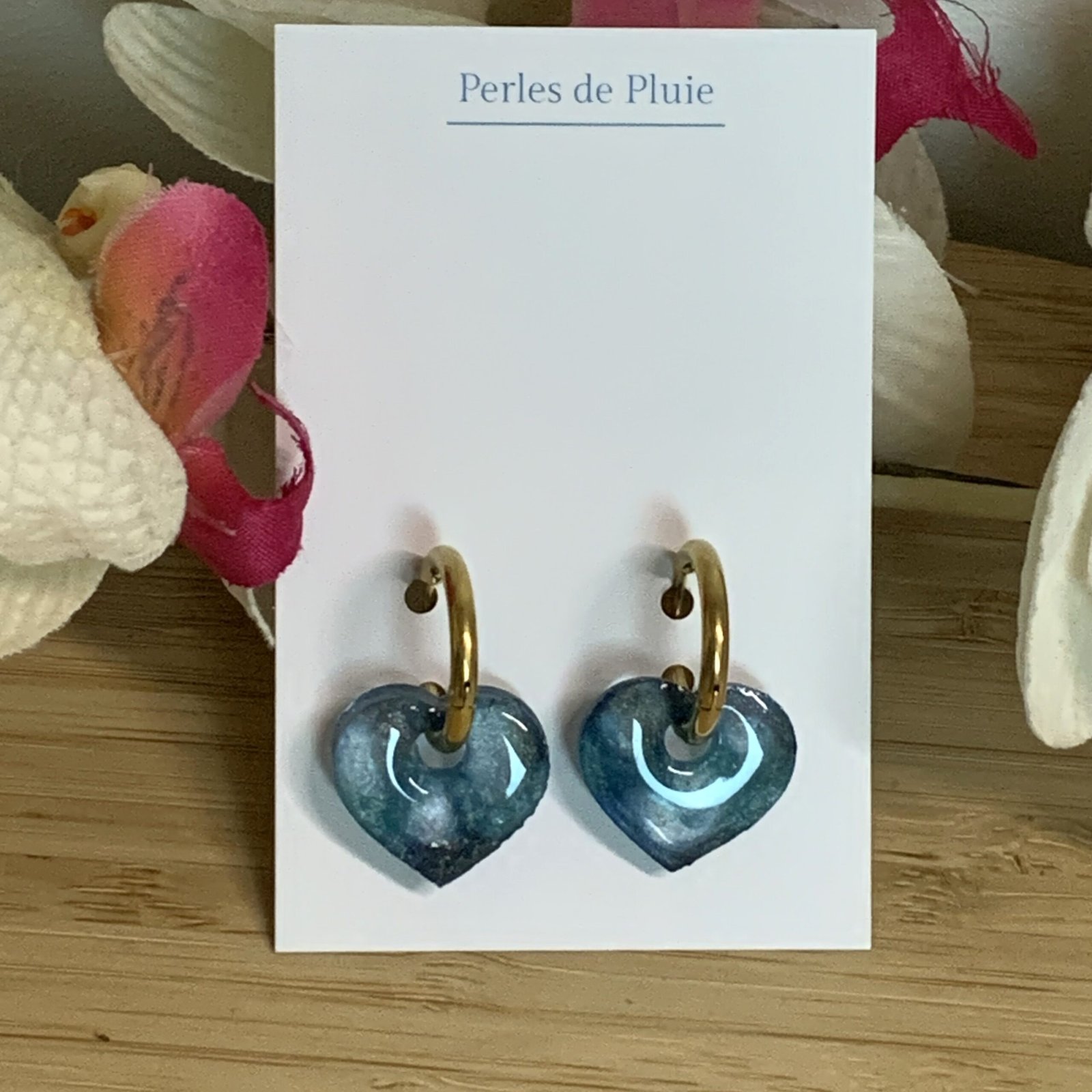 Boucles d&rsquo;oreilles pampilles coeurs bleu galaxie collection Duo d&rsquo;Éclat.jpg