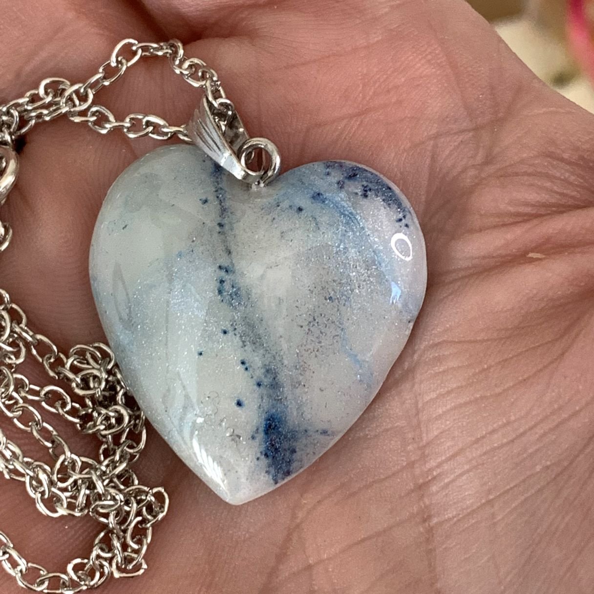 pendentif coeur Ecume de céramique bleu pendentif coeur Ecume de céramique bleu